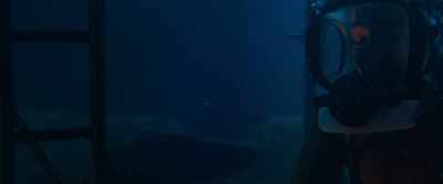 Kate".
So cold. - 47 Meters Down
