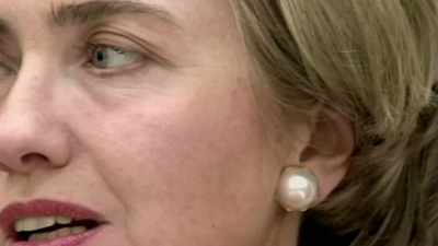 [Katie Couric]
Hillary's has a staff - The Clinton Affair
