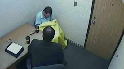 Katsavdakis:
Other than him leaning forward - Signs of a Psychopath