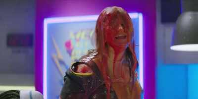 ♪ Katt got mustard
and ketchup on her ♪ - Good Burger 2