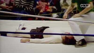 Kaufman is talking
but he's not moving. - Tales From the Territories