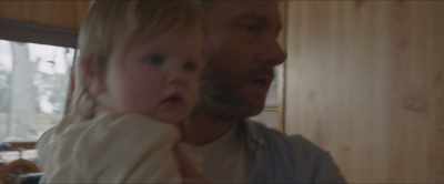 Kay? Are you in there? Kay?! - Cargo