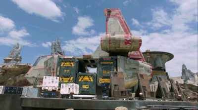 [Keegan] Over at Docking Bay 7--
Food and Cargo-- - Star Wars: Galaxy's Edge - Adventure Awaits