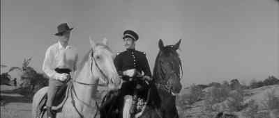 - Keep a good lookout, Silver.
- Yes, sir. - The Stranglers of Bombay