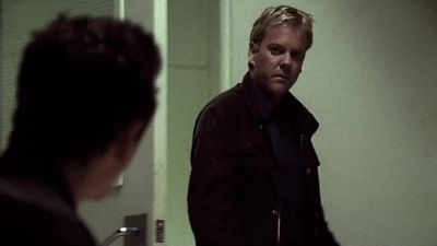 - Keep him away from me.
- Just a few more questions. - 24