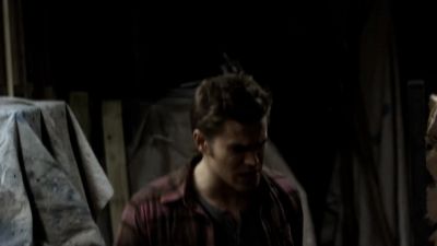 Keep him down. - The Vampire Diaries