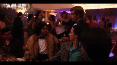 -Keep your eye on this one, all right?
-What? It's only my fourth one! - Narcos: Mexico