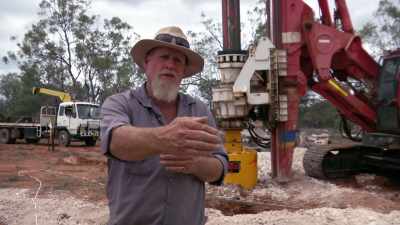 Keep going around, put the arm out
until it's at full extension - Outback Opal Hunters