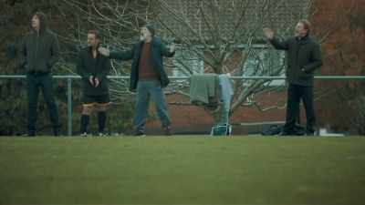 - Keep it going, John.
- Great ball, John! - Broken