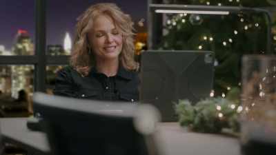  Keep going. - A Picture Perfect Holiday