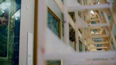 Keep going. That's it, and now I can
swing round. Square it up... - Secrets of the Museum