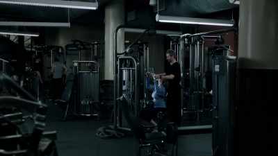 Keep going. That's right. You're getting it. - The Night Of