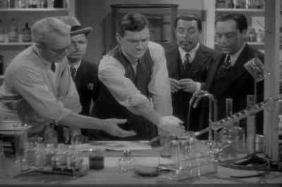 Keep your hand under that water. - Charlie Chan on Broadway