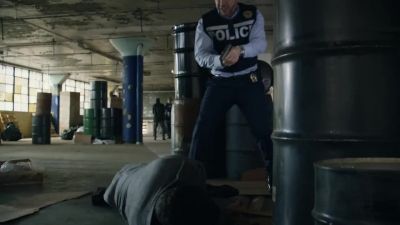 Keep your hands
where I can see 'em! - Blue Bloods