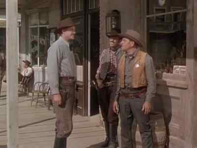 Keep my horse, George.
Are you going alone? - The Kid from Texas