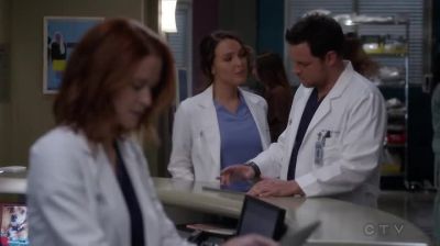 Keep it in the drawer. - Grey's Anatomy