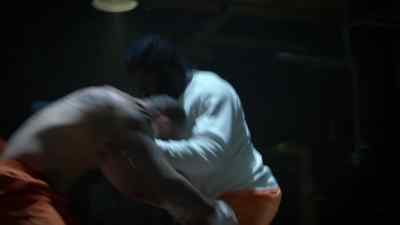 Keep him off of you.
That's it, right there. - Marvel's Luke Cage