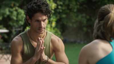 Keep your palms
closer to your heart. - Psycho Yoga Instructor