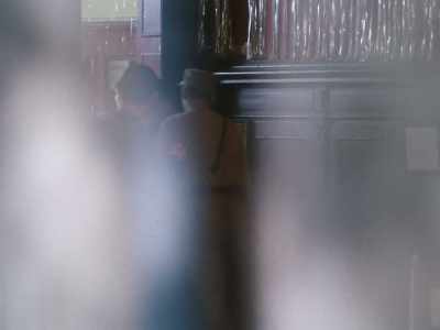 Keep quiet! It's just a few questions. - Fabian: Going to the Dogs
