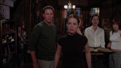 - Keep saying the spell.
- Marina, Theresa, Lydia. - Charmed