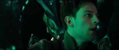 Keep shooting, Charlie! - Independence Day: Resurgence
