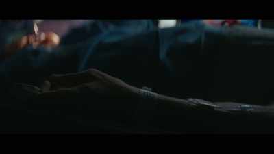 Keep him steady... - A Man in Full