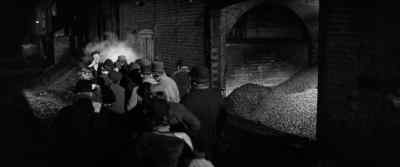 Keep the noise down ! - The Elephant Man