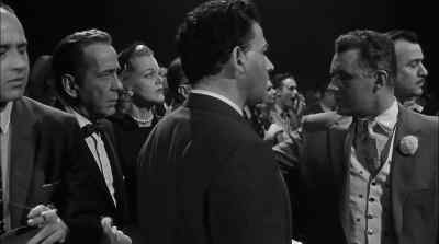 Keep the press away from Toro.
And you keep a tab on Dundee. - The Harder They Fall