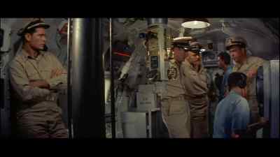 - Keep the squawk box open.
- Aye, aye, sir. - Up Periscope