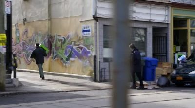 Keep up, let's go! - The Strain