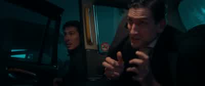 - Keep your head down. - Wildcat