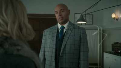 - Kel was breaking it off - Frankie Drake Mysteries