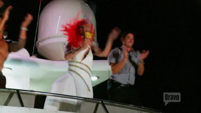 - Kelley's got a boa! - Below Deck