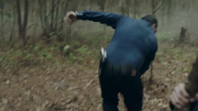 -(Kelly Anne shouting)
-(grunts) - Queen of the South