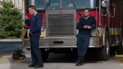 Kelly. Can I talk to you for a second? - Chicago Fire