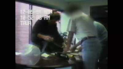 KEMP: Keef and his fellow
undercover operatives - Ross Kemp: Mafia and Britain