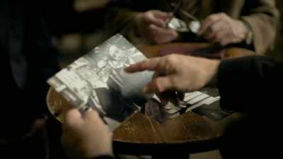 KEMP: ..with a link between
The Mob and London casinos. - Ross Kemp: Mafia and Britain