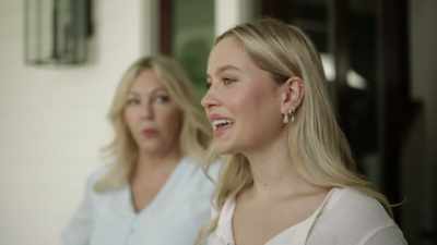 Kenna may not be friends
with elyse and akira anymore, - Don't Sweat the Small Stuff: The Kristine Carlson Story