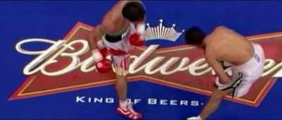 Kenny Bayless se uită. S-a terminat. - Hatton