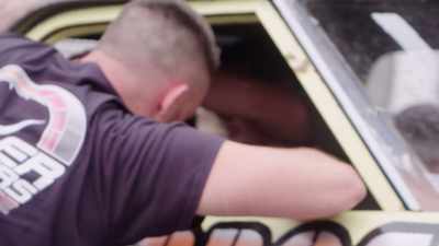 Kenny's offered to help the crew - Rust Valley Restorers