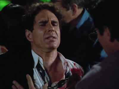 - Kent.
- Alright. - Lois & Clark: The New Adventures of Superman