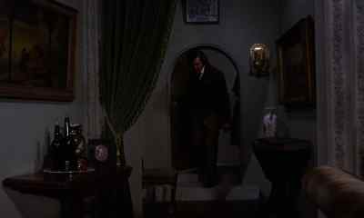- Kersh, Dr. Kersh! - Vampire Circus
