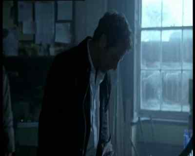 Kevin, a hand? - Wire in the Blood