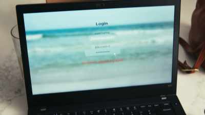 (keyboard keys clacking) - Stepmom from Hell