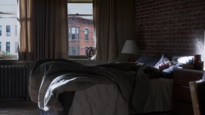 [keyboard keys clicking] - Ray Donovan