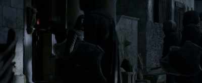 Kick the door down! - King Arthur: Legend of the Sword