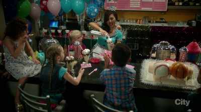 [KIDS CHATTERING EXCITEDLY] - LA to Vegas