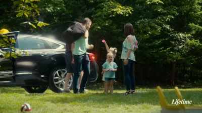 [kids chattering] - Chris Watts: Confessions of a Killer