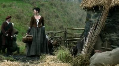 [kids shouting, indistinct chatter] - Outlander