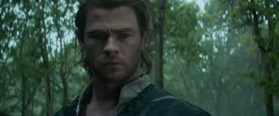 Kill... Kill... Yes. - The Huntsman: Winter's War